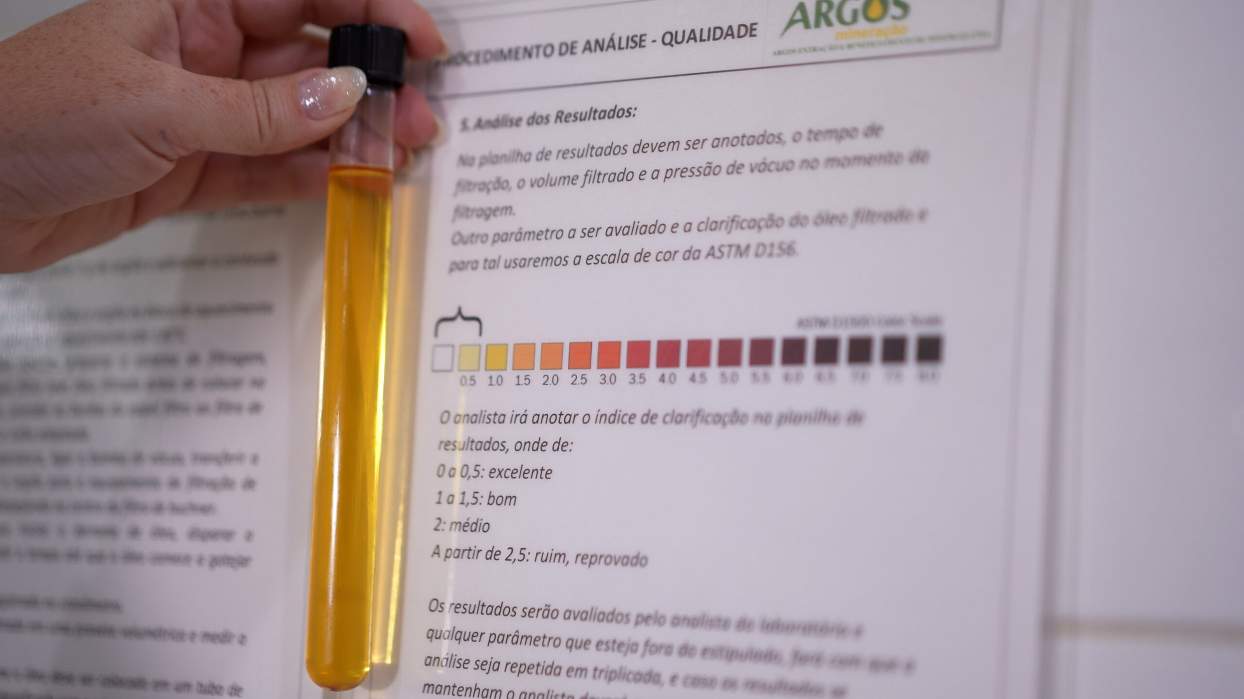 BRUTO.01_30_48_11.Still058